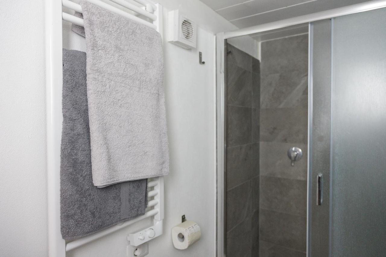 Volvinioone Monolocale Uso Esclusivo In Cermenate Apartment Milano Ngoại thất bức ảnh